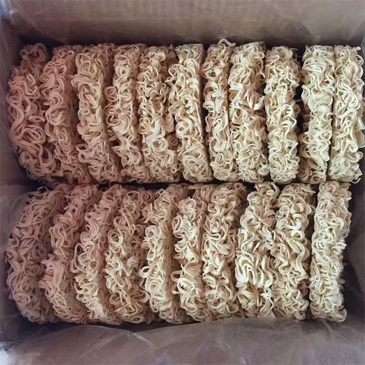 أطباق المعكرونة الكانتونية